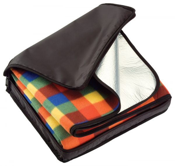 7854 Picnic Rug in Carry Bag Open