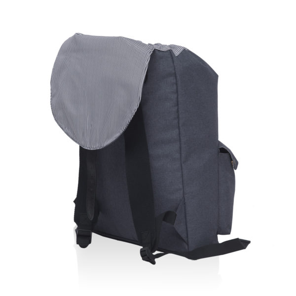 smpli stomp backpack open